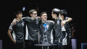 tsm 2017 celebrate their third consecutive LCS title