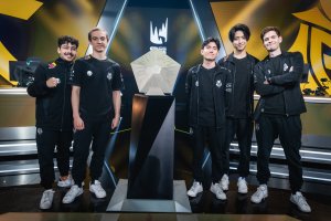 Historic Three-Peat: G2 Claims the Summer Split After Defeating Fnatic and Secures Worlds Qualification