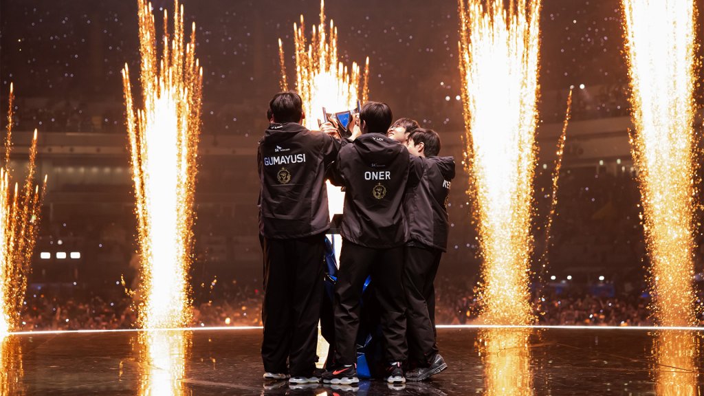 T1 Secures Worlds 2024 Spot After Beating KT Rolster