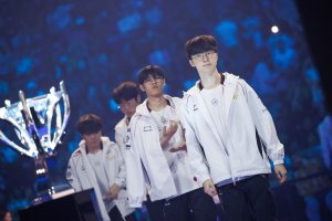 T1 Defeats Gen.G in Worlds 2024 Semifinals, Advances to Grand Final Against BLG