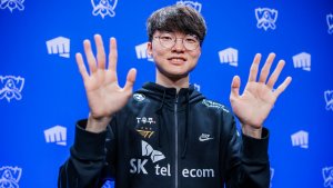 LeagueofLegends Faker Hands