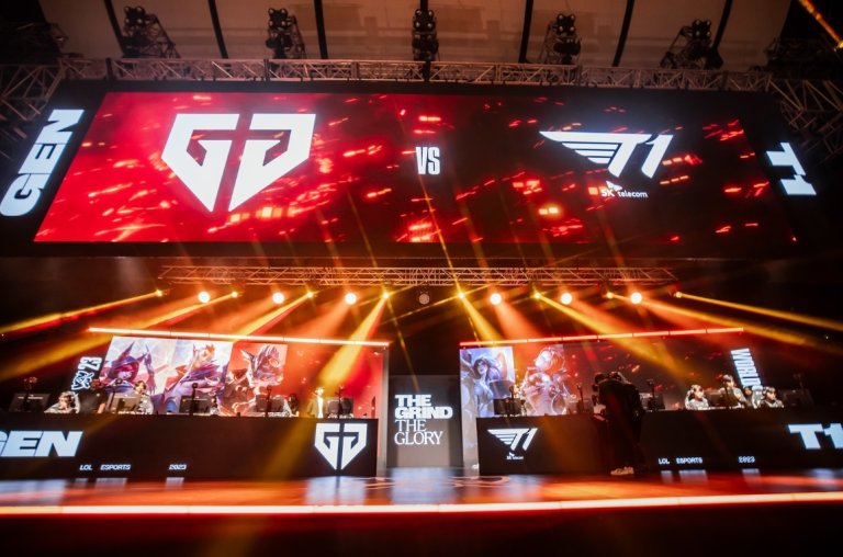 T1 vs. Gen.G: The Ultimate League of Legends Worlds 2024 Semifinal Showdown